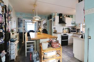 Photo 14- click for photo gallery